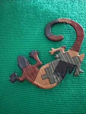 Gecko pin